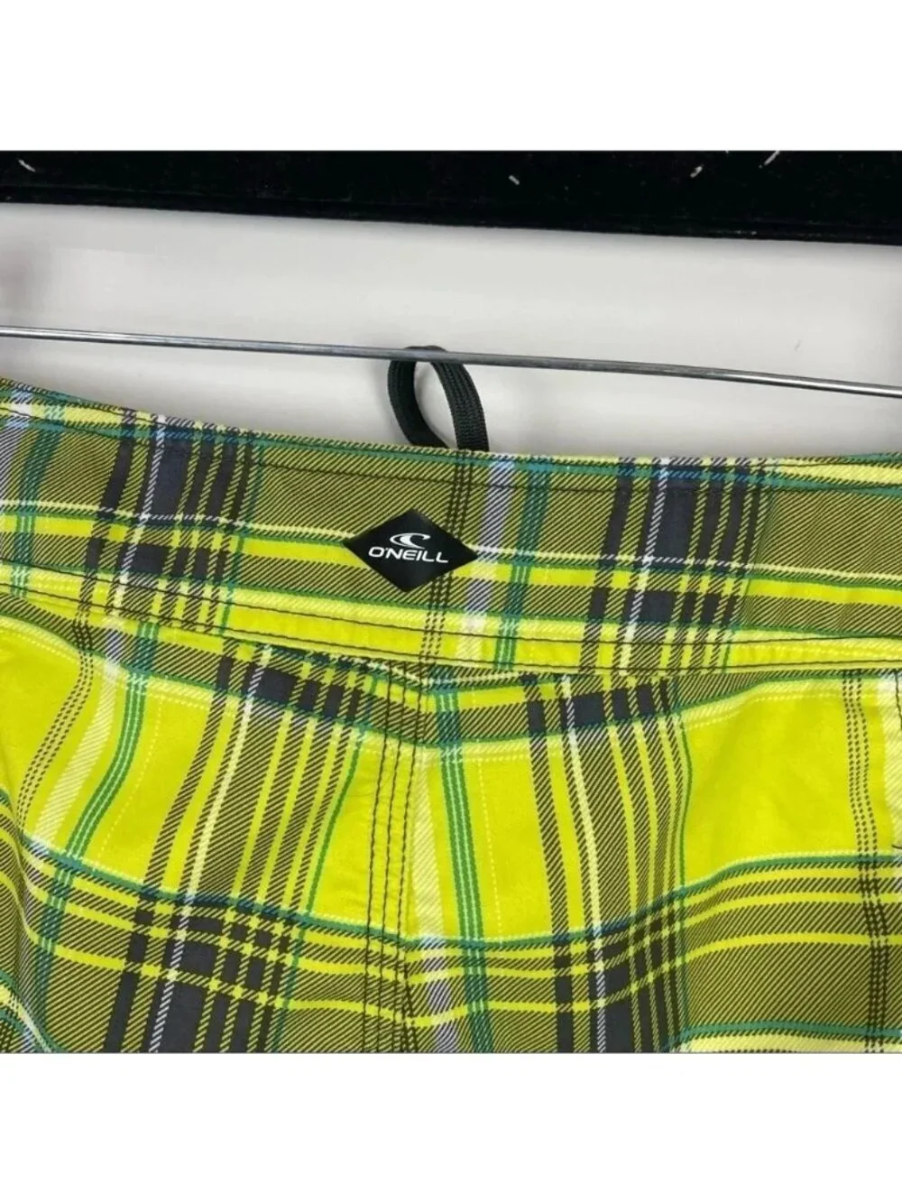 O'Neill Yellow Plaid Board Shorts Men's Swim Trunks Size 32 Surf Beach